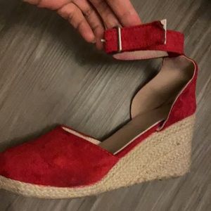 Red wedge espadrilles